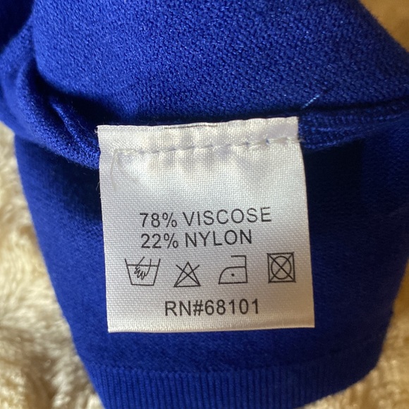 ⭐️ FONTANA  “25 Arm length/ Pit 16” width/ 24”in Length Size: M/M - Picture 7 of 8